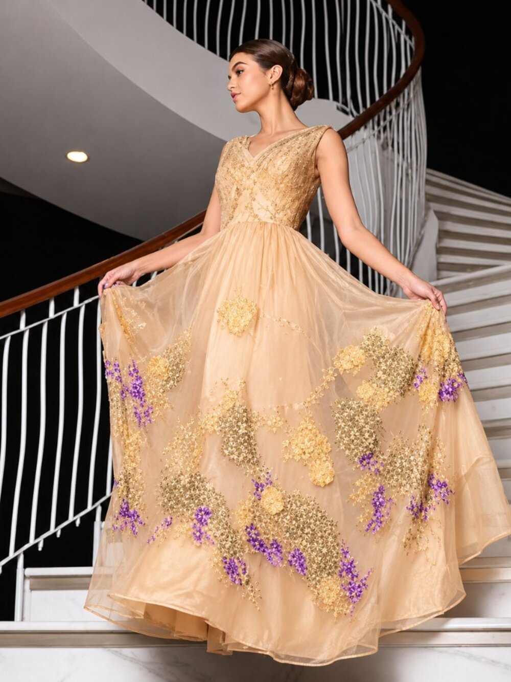 NEW Vintage Mandalay Y2k Sequin Embroidered Formal Maxi Gown Size 4